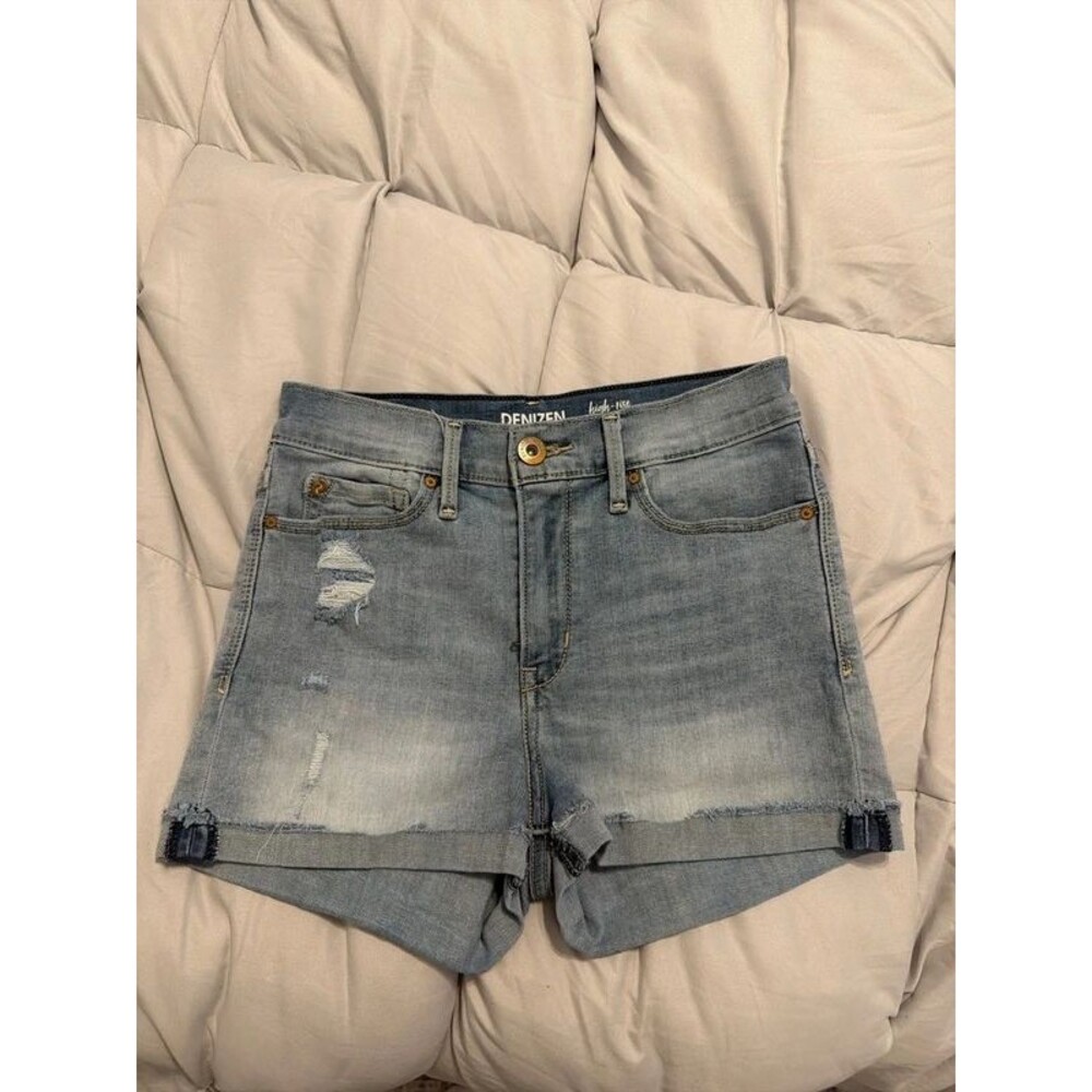 Levi’s shorts